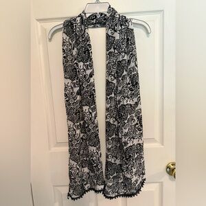 Disney Parks Exclusive Mickey Mouse Black and White Elegant Scarf